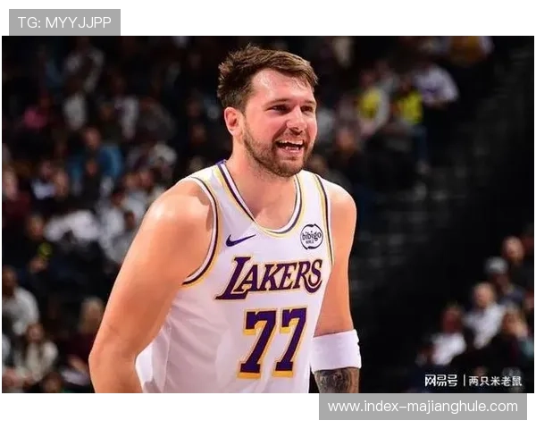 湖人108-106险胜爵士取四连胜，东契奇33分准三双