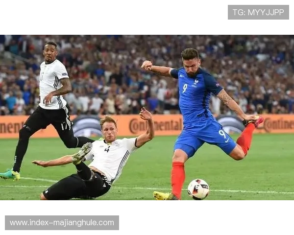 老将吉鲁支点作用凸显，里尔进攻体系依赖其经验